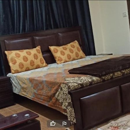 Evergreen Inn ราวัลปินดี ภายนอก รูปภาพ
